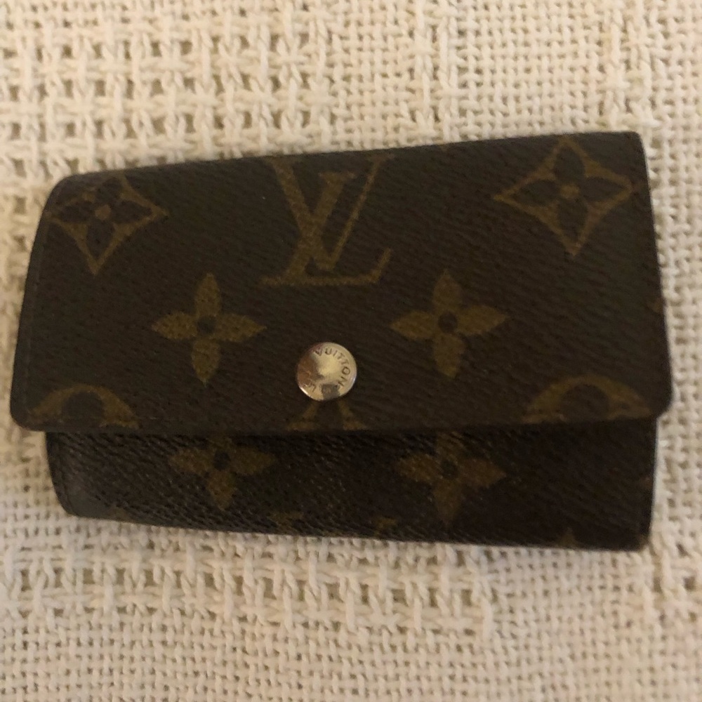Louis Vuitton Key Case Monogram Multicle 6 M62630